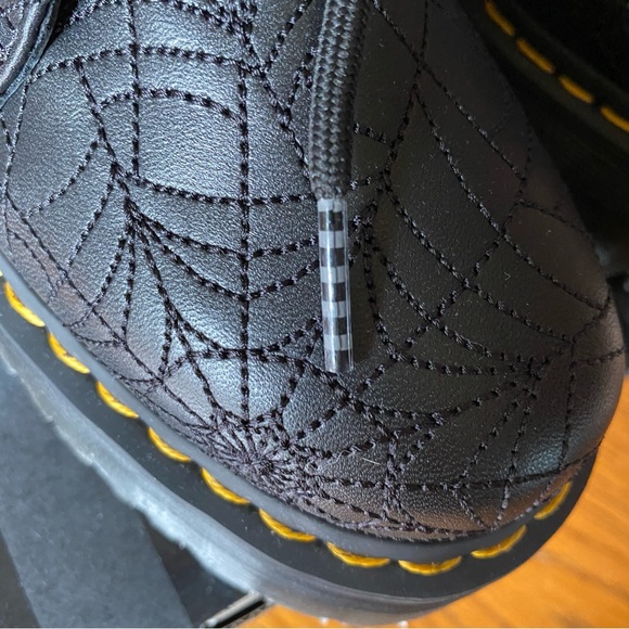 Dr Martens Wednesday Jadon Platform Black Spiderweb women’s size 7, men’s 8 NEW - Picture 7 of 10